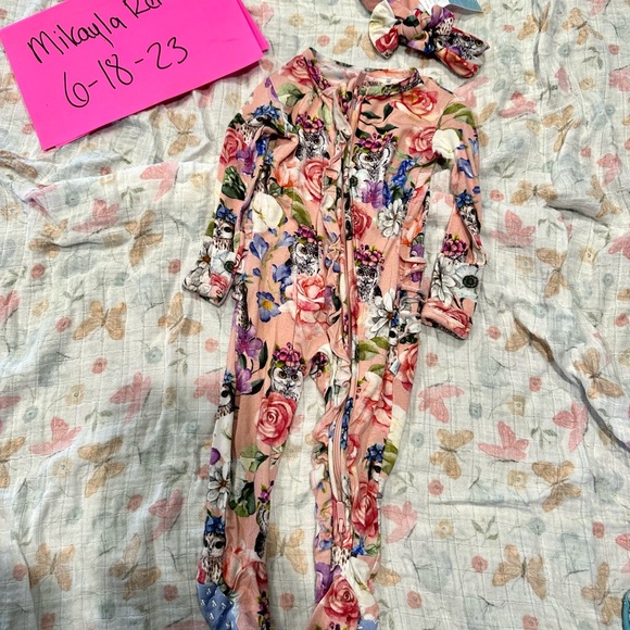 Posh Peanut Ruffle - Picture 4 of 6